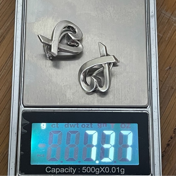 Vintage Tiffany & Co Paloma Picasso Loving Heart Earrings. - Picture 11 of 12